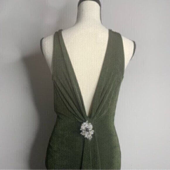 NWT Jluxlabel Olive Draped Back Fitted Silhouette Midi Dress With Crystal Accent - Picture 7 of 12
